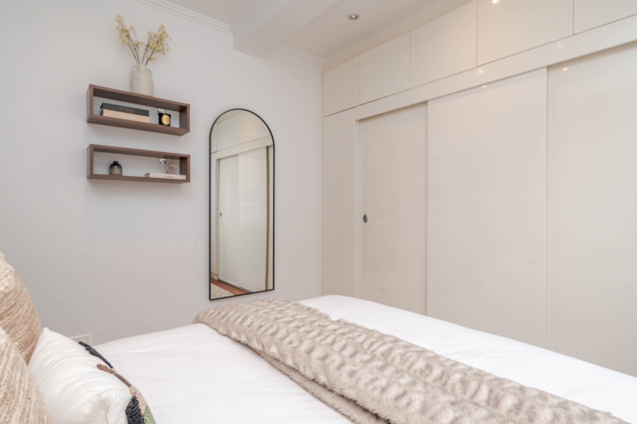 1 Bedroom Property for Sale in Green Point Western Cape